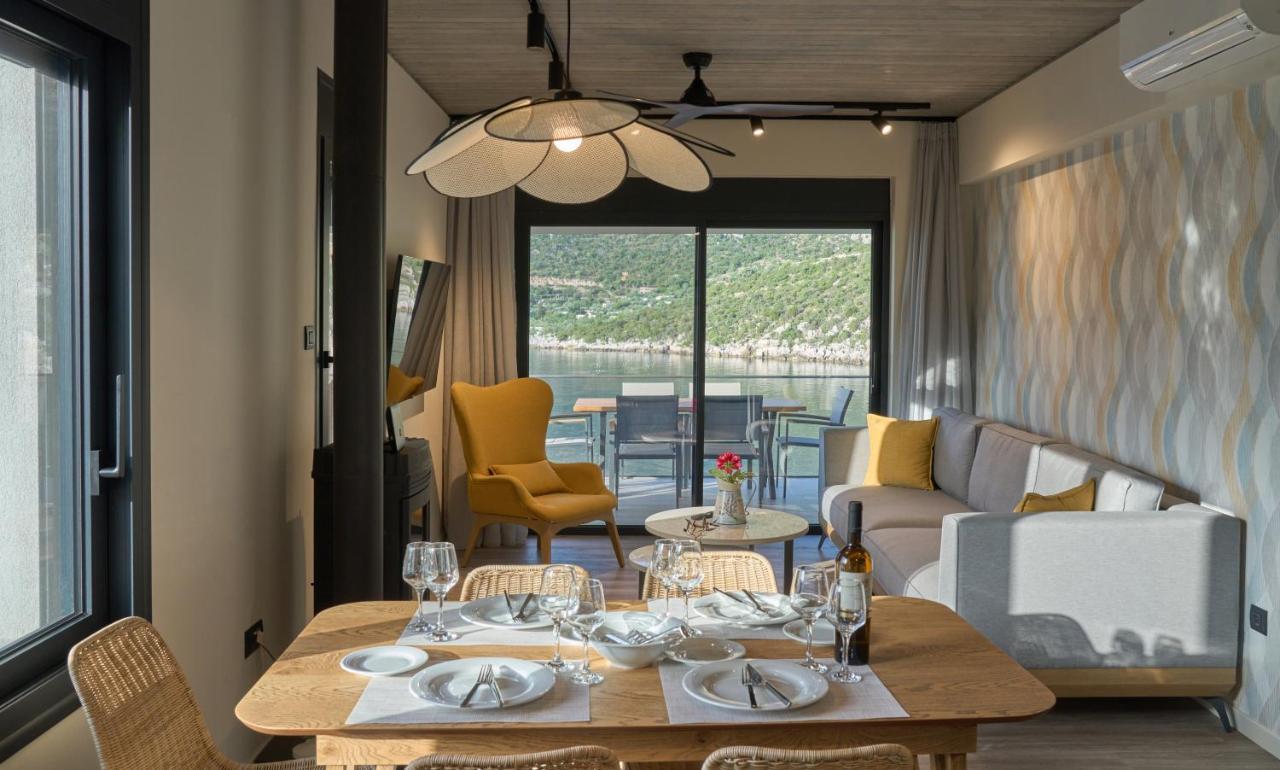 Into The Blue Suites Arkadiko Chorio Exterior foto